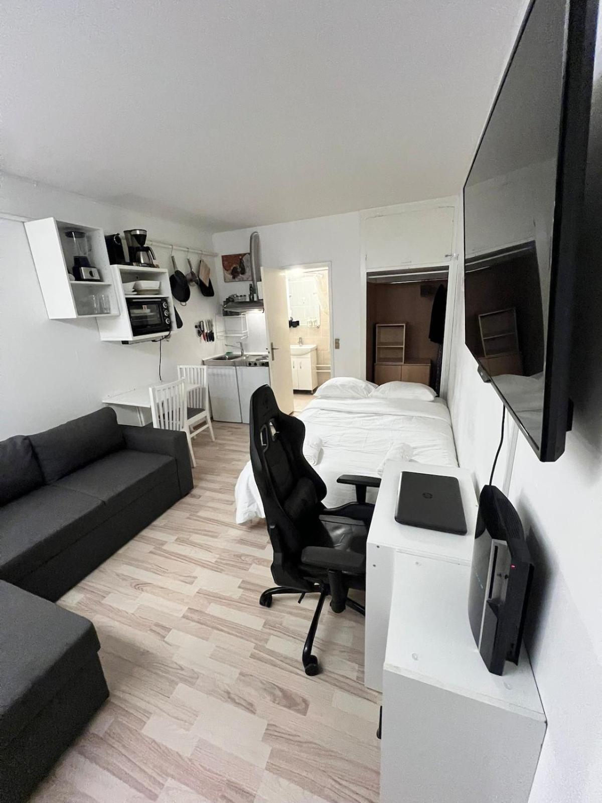 Comfort Cozy Near Airport Appartement *